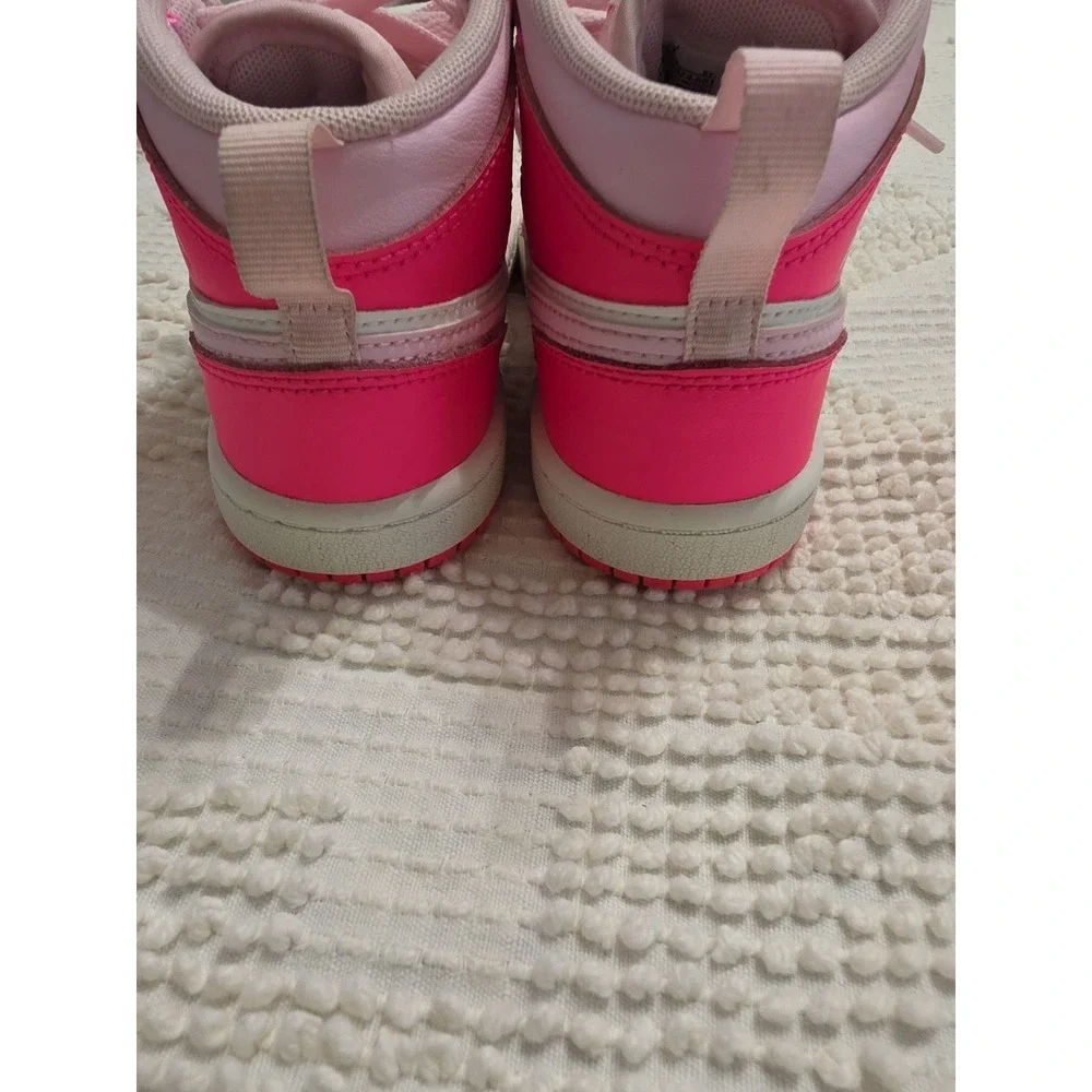 Air Jordan Retro 1 Mid Barbie Pink DQ8424 661 Sneakers Shoes Size 12 C